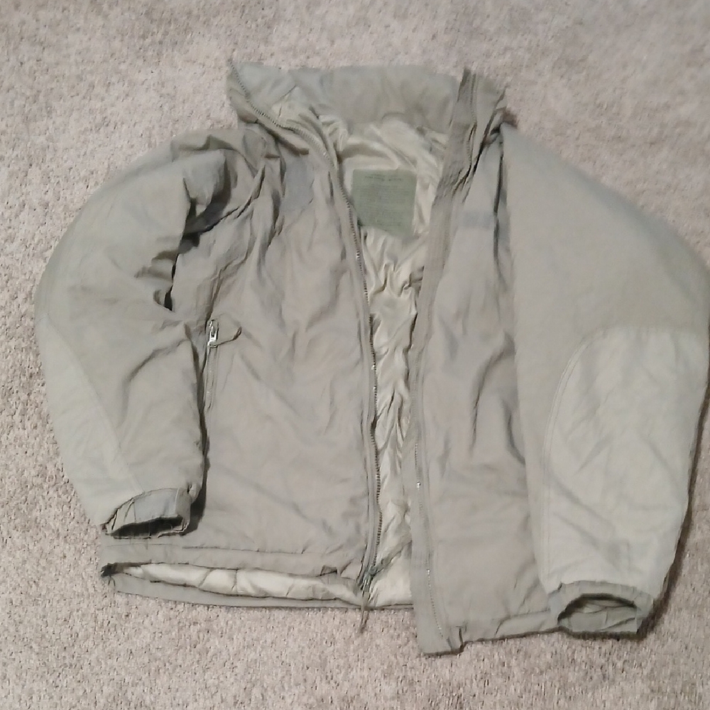 Gray Puffer Jacket - image 1